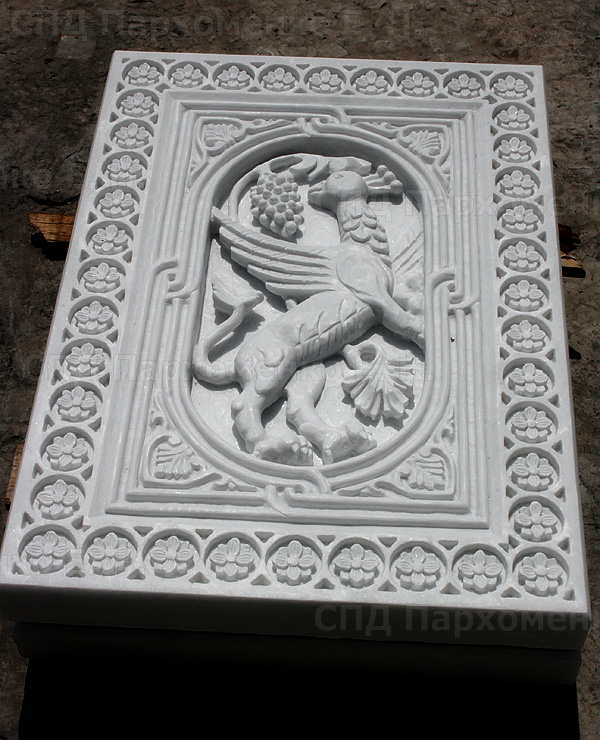 Изготовление иконостаса из мрамора