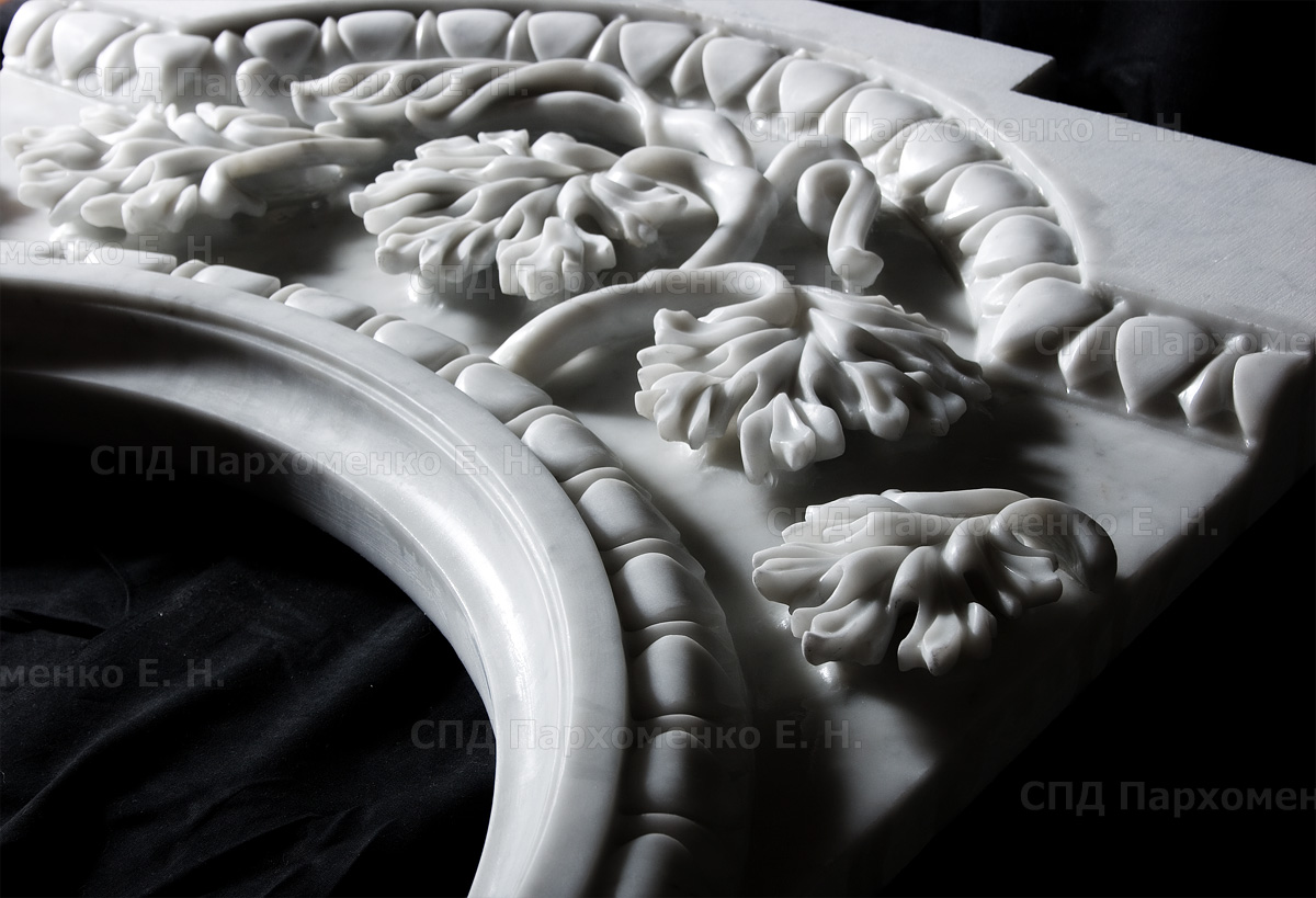 Орнамент из листьев винограда