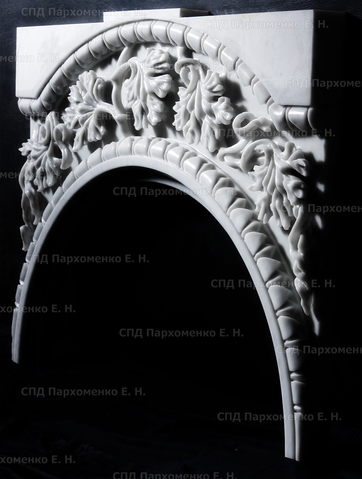 Скульптурная резьба по белому мрамору