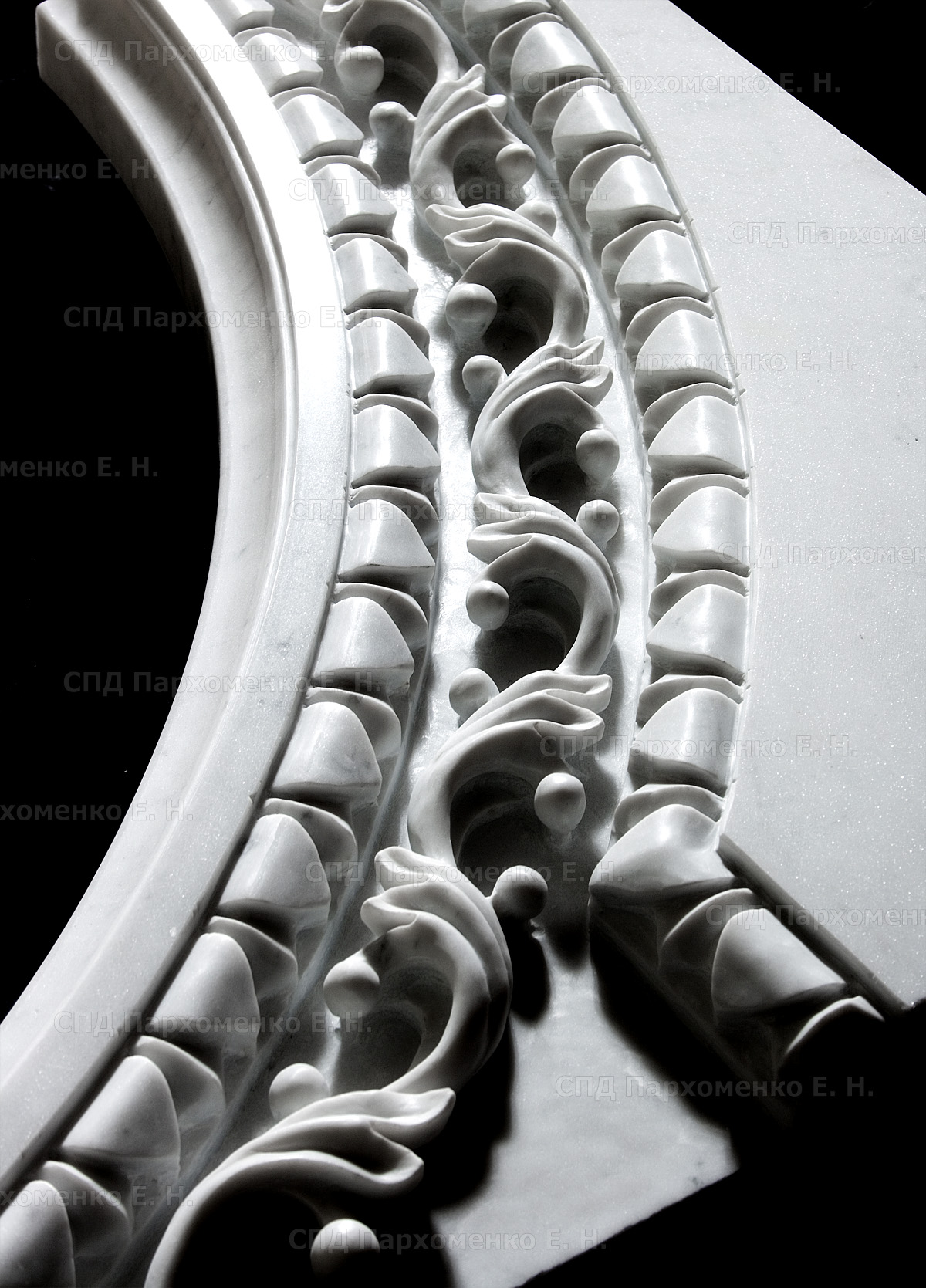 Плоскорельефная резьба орнаментов