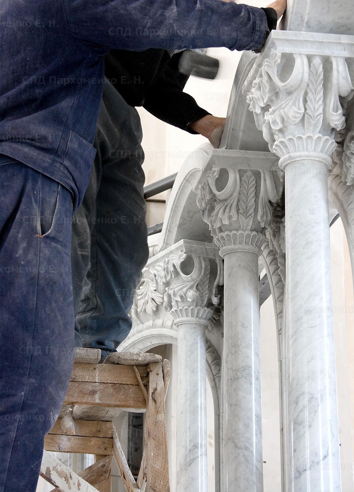 Резные капители для мраморного иконстаса