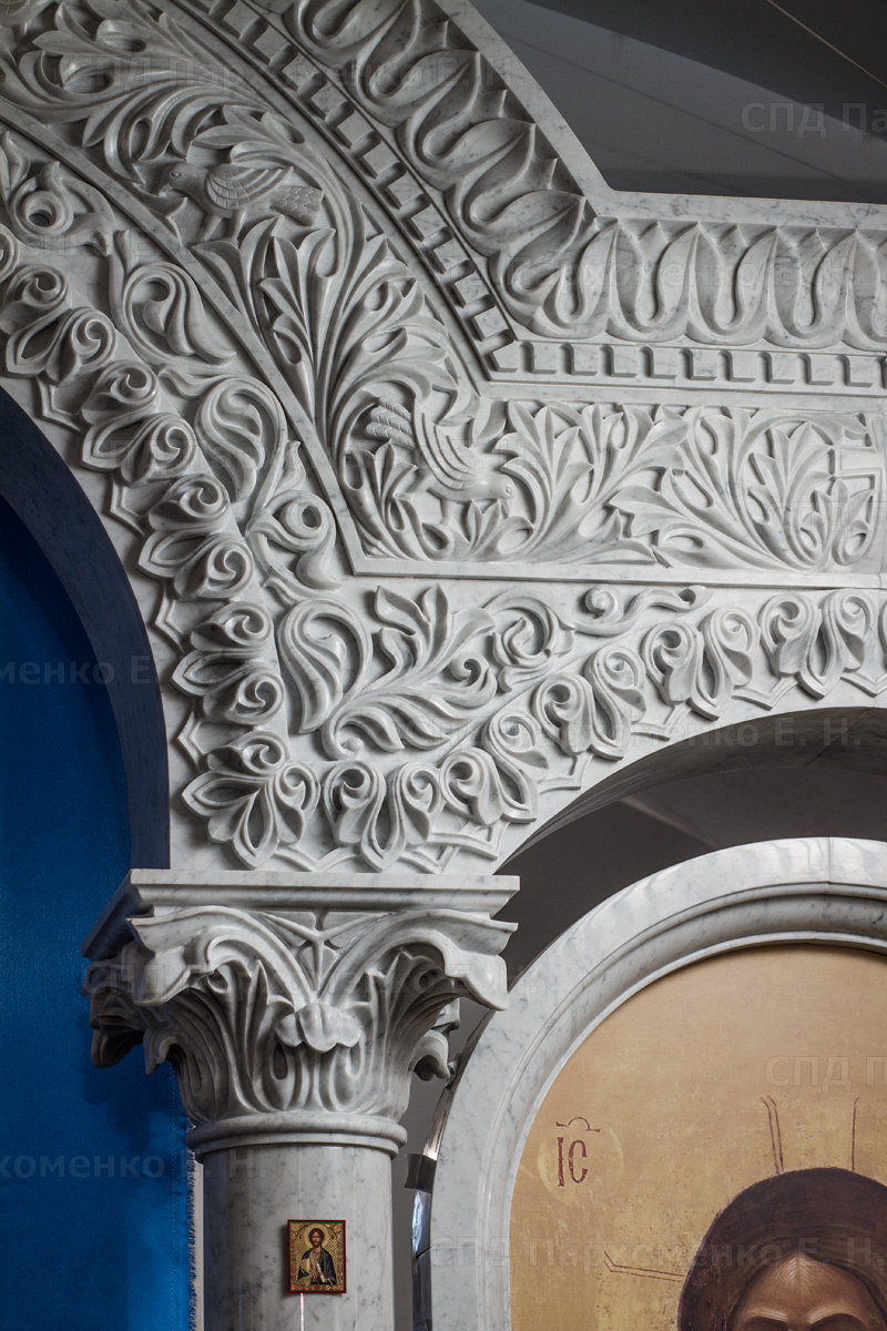 Иконостас из мрамора в Днепропетровске