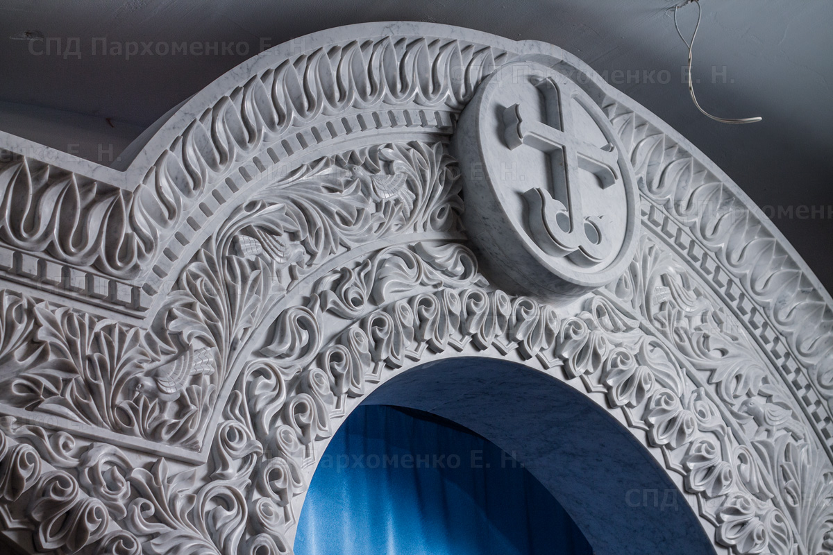 Иконостас из мрамора в Днепропетровске