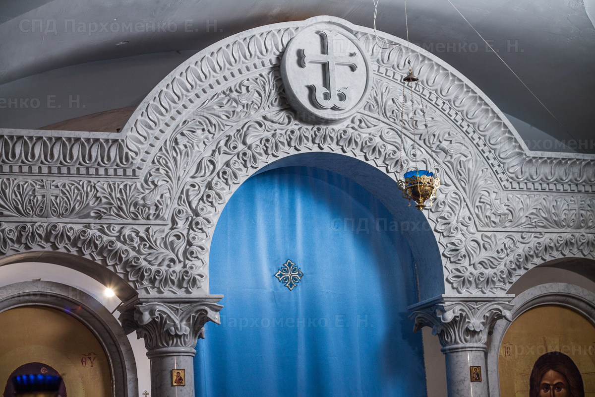 Иконостас из мрамора в Днепропетровске