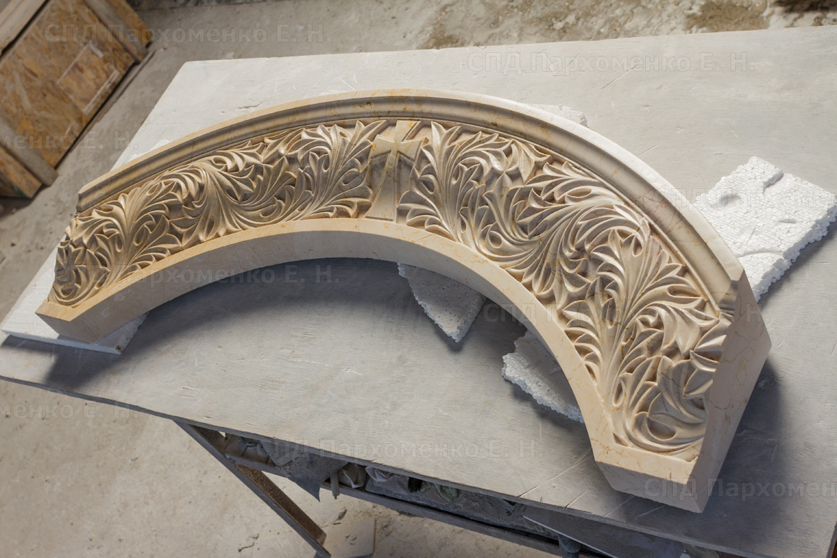 Резьба по мрамору для иконостаса