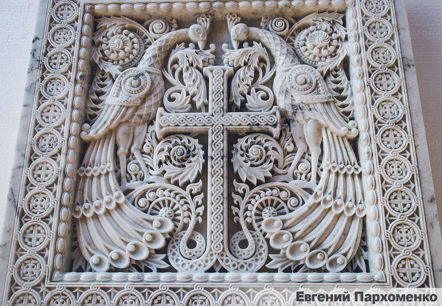 Визайнтийская резьба по мрамору для престола в г. Йошкар-Ола